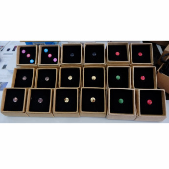 Selens nút trang trí